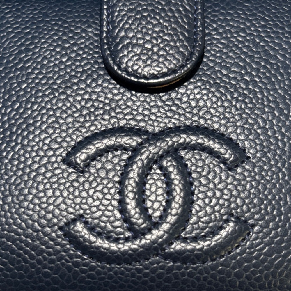 CHANEL Dark Blue CC Caviar Leather Wallet - Picture 8 of 16